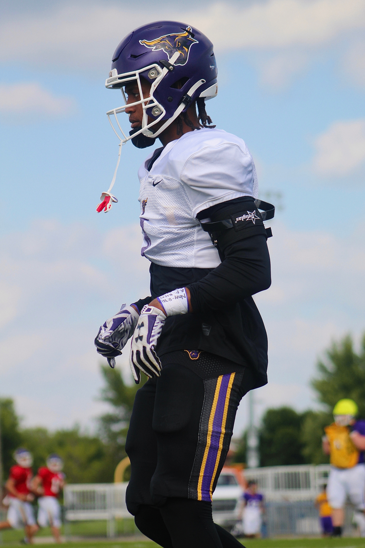 Lorenzo Jones in Mankato Mavericks practice gear, side profile