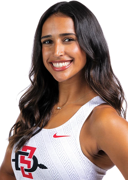 Bella Nilsen portrait in San Diego State Aztecs kit